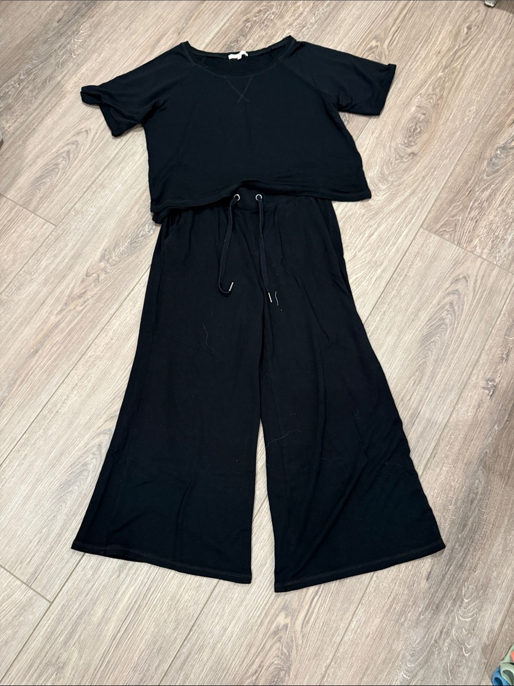 Z Supply Black Wide-Leg Drawstring Pants & Tee Set